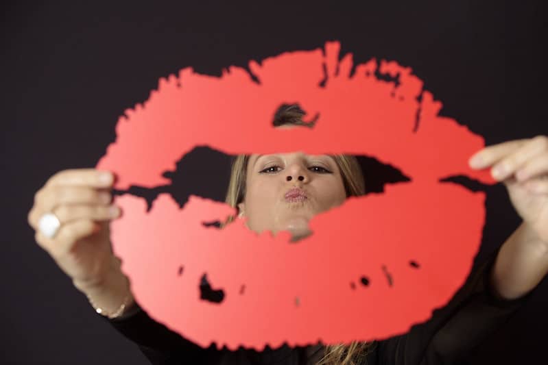 Clara Roquet gana 2 premios Goya con la película inaugural de la 66 Seminci, Libertad