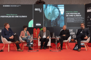 Gerald Duchaussoy, responsable de Cannes Classics y del Festival Lumière de Lyon; Fréderic Cecilia Cenciarelli, encargada del Departamento de Investigación y de Proyectos Especiales de la Cineteca di Bologna y codirectora de Il Cinema Ritrovato de Bologna; Esteve Riambau, director de la Filmoteca de Cataluña; Fréderic Bonnaud, director de la Cinémathèque Française y del Festival Toute la Mémoire du Monde de Paris, y Gyorgy Raduli, director del National Film Institute – Film Archive, Hungary y del Budapest Classics Film Marathon.